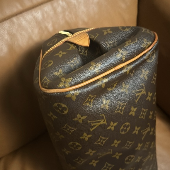 Louis Vuitton Montorgueil GM - Picture 9 of 12